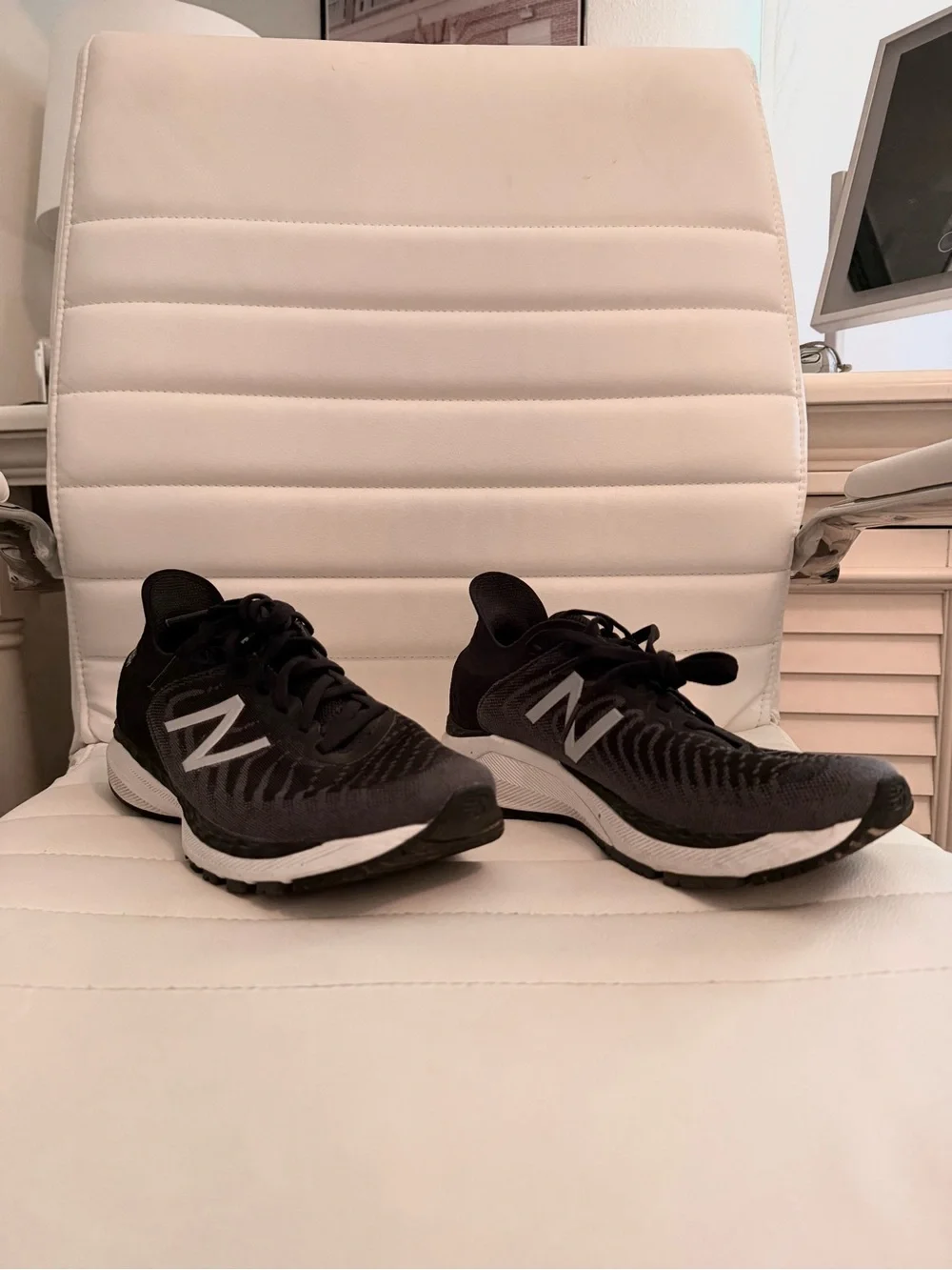 New Balance Women’s Fresh Foam 860v11 ‘Black Lead’
